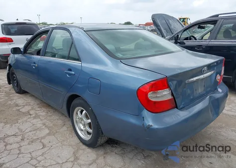 2004 Toyota Camry Le z USA, uszkodzony, nr VIN 4T1BE32K44U907483